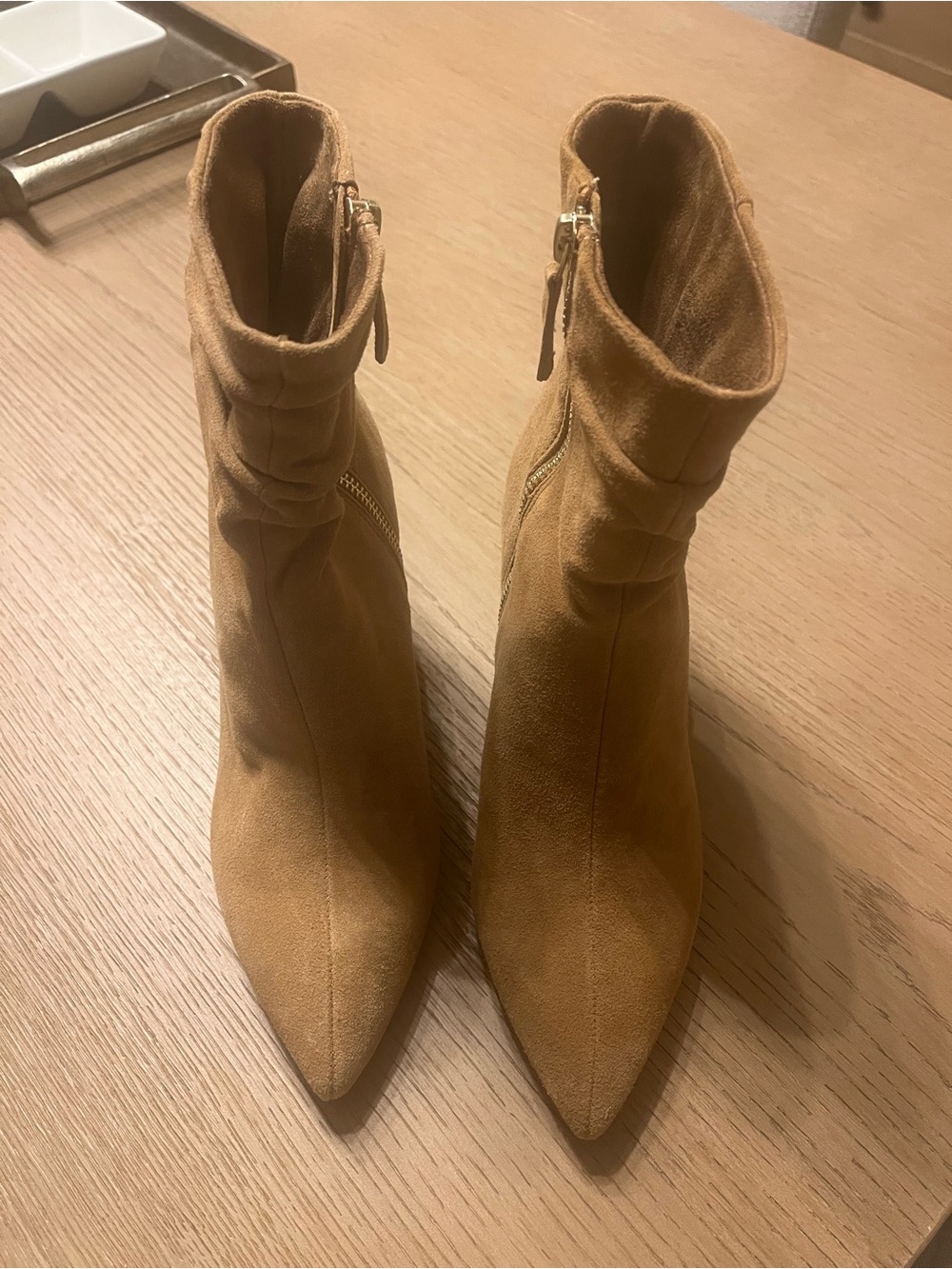 Bella Vita Boots (NWOT)